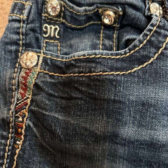 Miss Me Easy Skinny Jeans Sz 26 Embroidered Boho Aztec Angel Wings Distressed - Picture 4 of 7